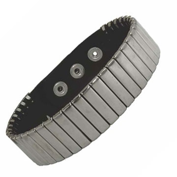 Metal Bar Leather Armband