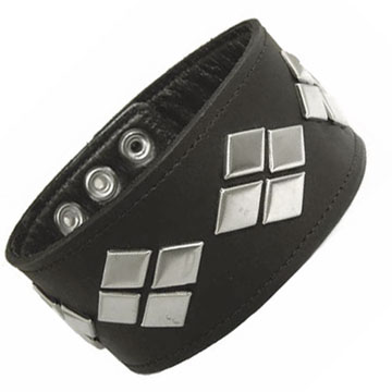 Wide Leather Armband With Diamond Shaped Studs